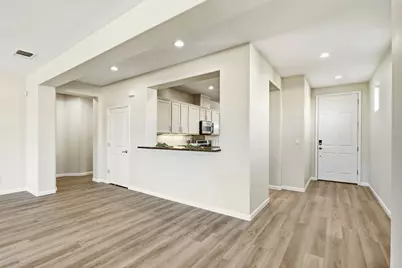 7552 Abbey Circle, Elk Grove, CA 95757 - Photo 13