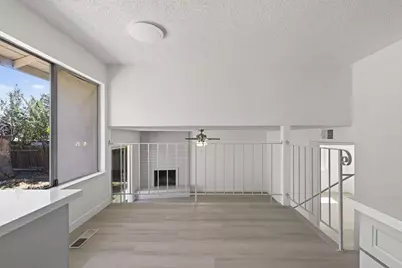 7725 McMullen Way, Sacramento, CA 95828 - Photo 17