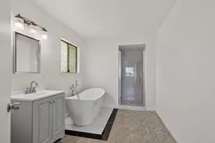 7725 McMullen Way, Sacramento, CA 95828 - Photo 25