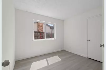 7725 McMullen Way, Sacramento, CA 95828 - Photo 29