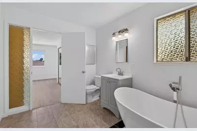 7725 McMullen Way, Sacramento, CA 95828 - Photo 27