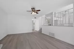 7725 McMullen Way, Sacramento, CA 95828 - Photo 21