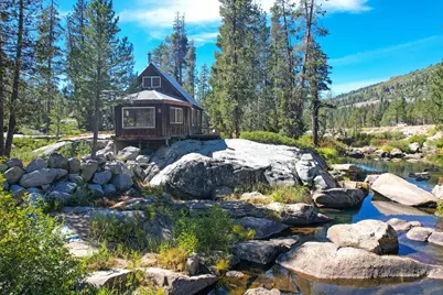 100 S Yuba Drive, Soda Springs, CA 95724 - Photo 9