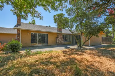 7640 Tattershall Way, Sacramento, CA 95823 - Photo 39