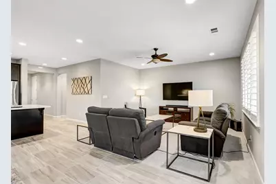 8609 Arcos Way, Elk Grove, CA 95757 - Photo 9