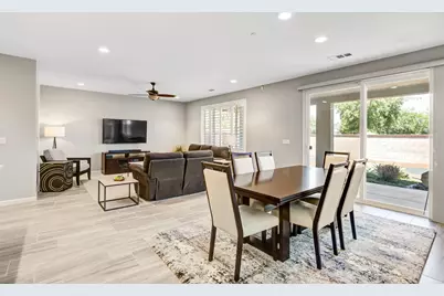 8609 Arcos Way, Elk Grove, CA 95757 - Photo 7