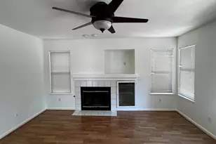 8284 Oakbark Ct, Elk Grove, CA 95758 - Photo 11