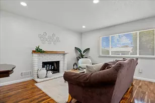 66 Audia Cir, Sacramento, CA 95823 - Photo 5