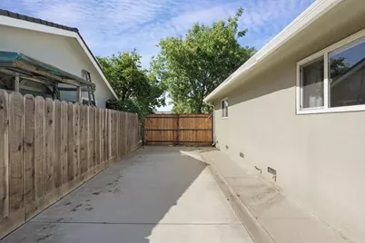 512 Sturla Street, Lodi, CA 95240 - Photo 33