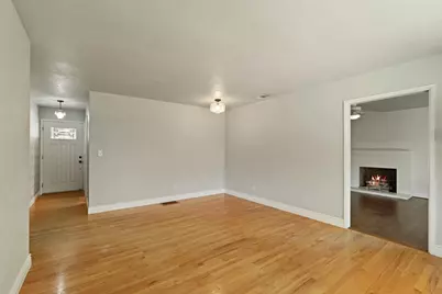 512 Sturla Street, Lodi, CA 95240 - Photo 5
