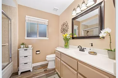 8025 Doral Court, Citrus Heights, CA 95610 - Photo 19