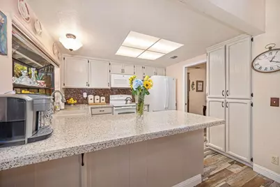 8025 Doral Court, Citrus Heights, CA 95610 - Photo 23