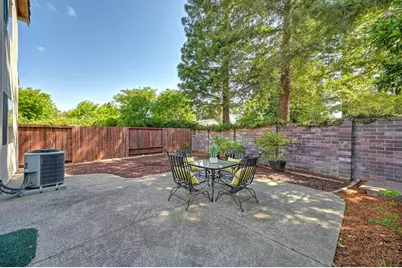 8749 White Cedar Lane, Elk Grove, CA 95758 - Photo 29