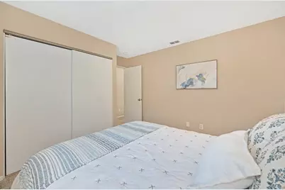 8749 White Cedar Lane, Elk Grove, CA 95758 - Photo 17