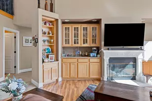 9075 Doncaster Ct, Elk Grove, CA 95624 - Photo 13