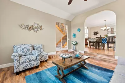 9075 Doncaster Court, Elk Grove, CA 95624 - Photo 7