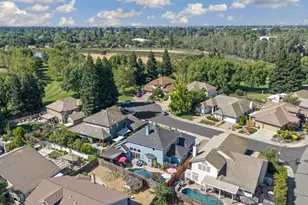 9075 Doncaster Ct, Elk Grove, CA 95624 - Photo 45