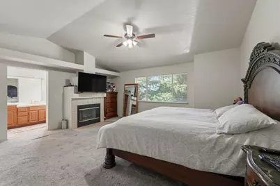 8662 Bluefield Way, Sacramento, CA 95823 - Photo 23