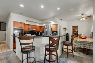 8662 Bluefield Way, Sacramento, CA 95823 - Photo 17