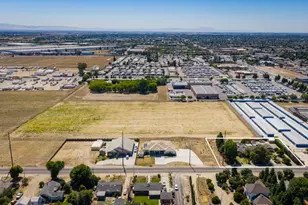 231 S Austin Rd, Manteca, CA 95336 - Photo 33