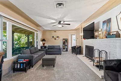 231 S Austin Road, Manteca, CA 95336 - Photo 7
