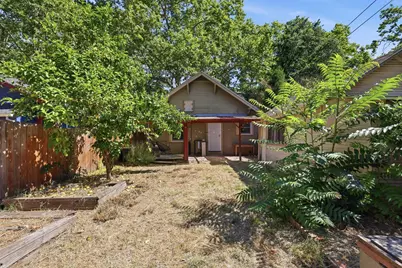 1828 Larkin Way, Sacramento, CA 95818 - Photo 25