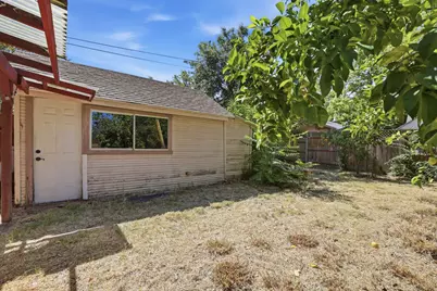 1828 Larkin Way, Sacramento, CA 95818 - Photo 21