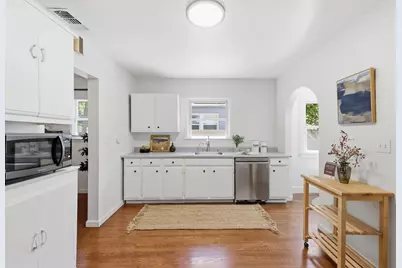 1828 Larkin Way, Sacramento, CA 95818 - Photo 9