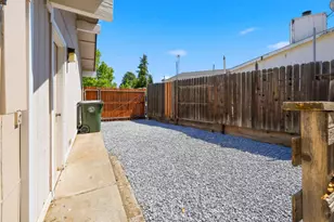 8421 Lost Cavern Ct, Citrus Heights, CA 95621 - Photo 27