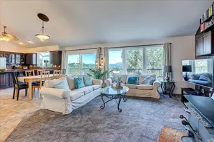 11594 Madrone Ct, Auburn, CA 95602 - Photo 9