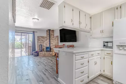 428 N Western Avenue, Waterford, CA 95386 - Photo 15