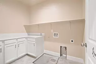 18006 Silver Springs Way, Lathrop, CA 95330 - Photo 31