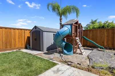 1614 7th Street, Hughson, CA 95326 - Photo 37