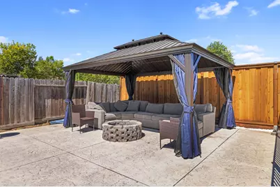 1614 7th Street, Hughson, CA 95326 - Photo 35