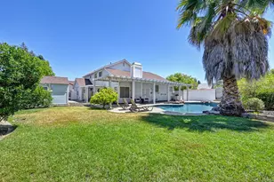 8996 Purple Martin Way, Elk Grove, CA 95758 - Photo 43