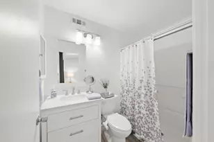 39 Del Vista Cir, Sacramento, CA 95823 - Photo 25