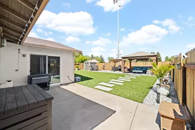 39 Del Vista Circle, Sacramento, CA 95823 - Photo 7