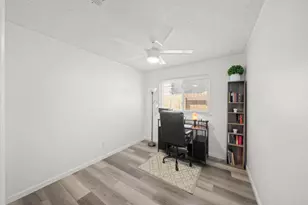 39 Del Vista Cir, Sacramento, CA 95823 - Photo 13