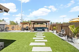 39 Del Vista Cir, Sacramento, CA 95823 - Photo 5