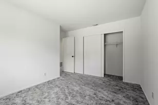 8252 Center Pkwy, Sacramento, CA 95823 - Photo 21