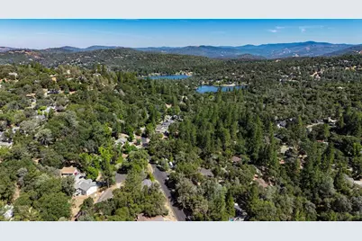 12781 Roadrunner Drive, Penn Valley, CA 95946 - Photo 47