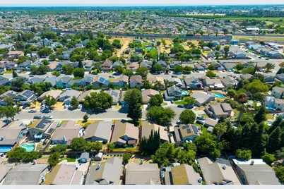 4663 Cayman Court, Stockton, CA 95210 - Photo 45