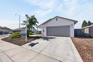 543 Fox Hunt Wy, Rio Linda, CA 95673 - Photo 1