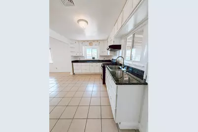 3023 Harris Avenue, Stockton, CA 95206 - Photo 5