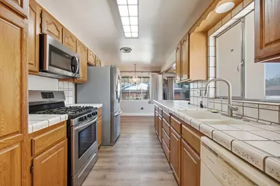 2306 Monticello Avenue, Modesto, CA 95350 - Photo 9