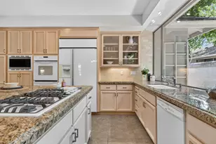 11260 Crocker Grove Ln, Gold River, CA 95670 - Photo 23