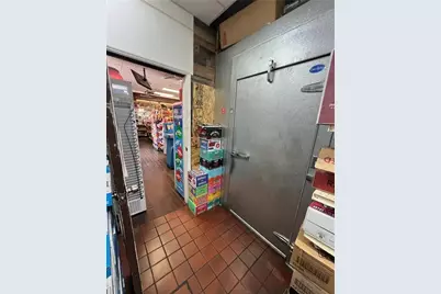 1st, Atwater, CA 95301 - Photo 19