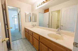 10088 River Falls Cir, Stockton, CA 95209 - Photo 31