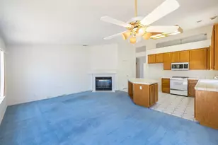 10088 River Falls Cir, Stockton, CA 95209 - Photo 9