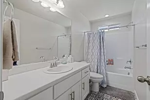 1337 Kinship Dr, Turlock, CA 95382 - Photo 27